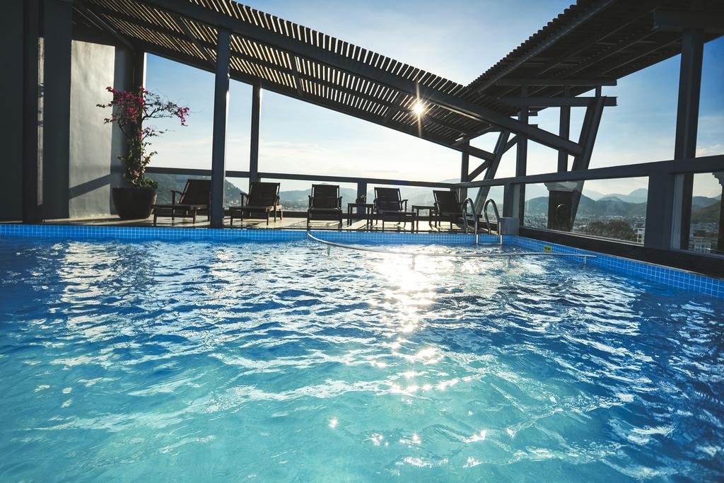 Seasing Boutique Hotel На Транг Екстериор снимка
