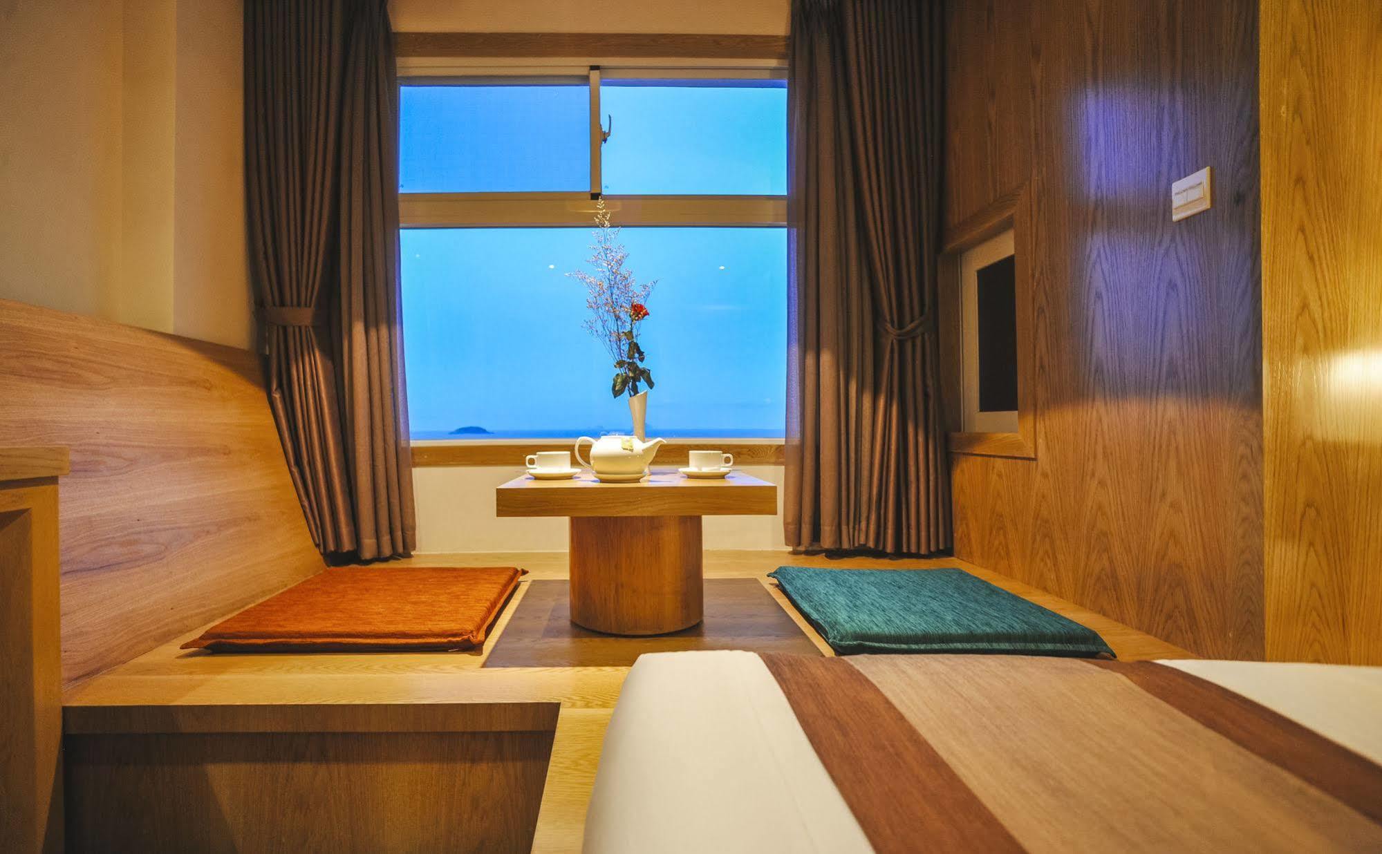 Seasing Boutique Hotel На Транг Екстериор снимка